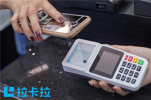 揭秘！掃碼0.38費(fèi)率比pos機(jī)刷卡0.6費(fèi)率低的原因在這里！
